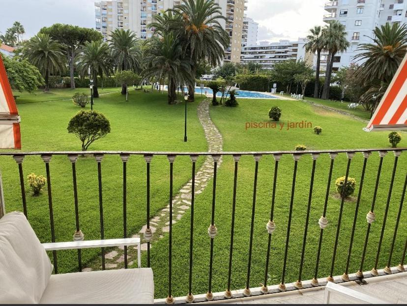 Apartamento Los Carmenes, Playa De Gandia Eksteriør bilde